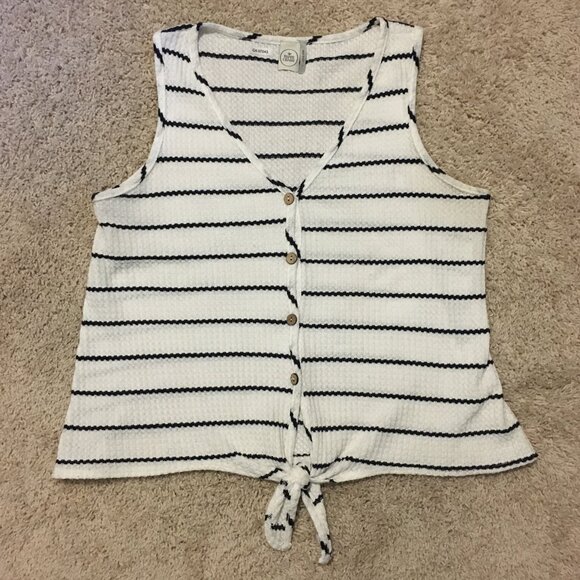 Paper Crane USA Made Tie Hem Wooden Button Down Tank Top - Picture 12 of 15
